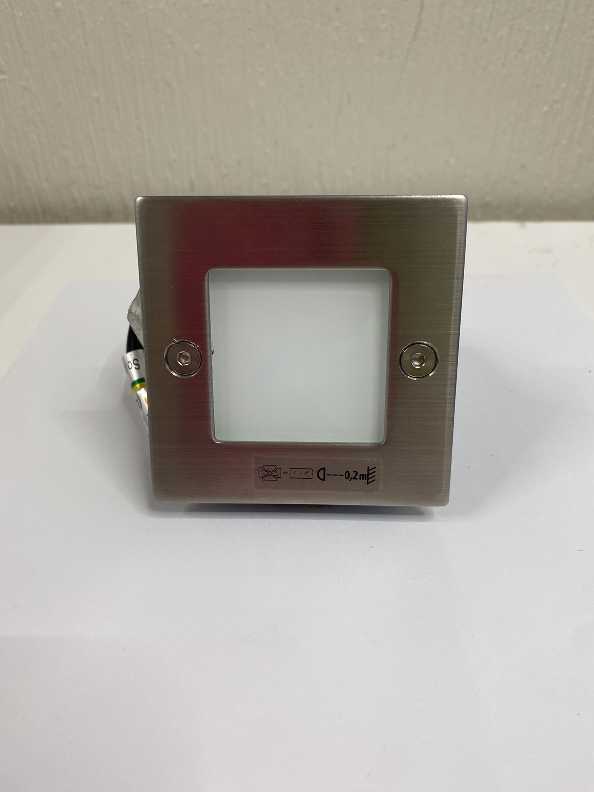 LED süvistatav valgusti Taxi 9kw,1,5W ww