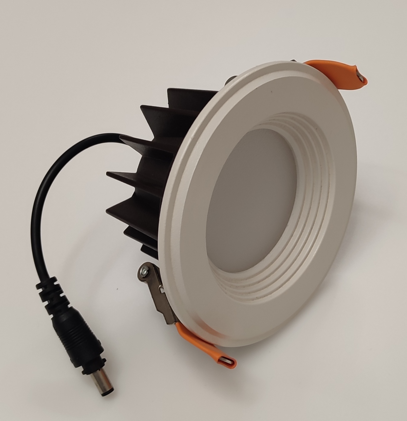 SKU 20010 LED laevalgusti 10W Bousval Electrique WW - Image 1