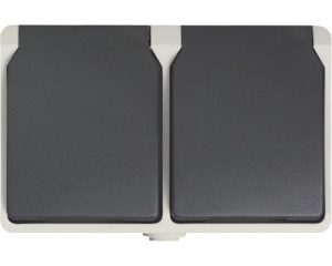 Розетка 46245L, двухсекционная, для поверхностного монтажа, с заземлением и крышкой, степень защиты IP44.